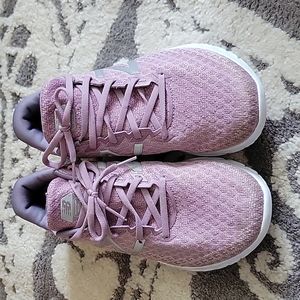 New Balance sz 9.5 light pink/purple